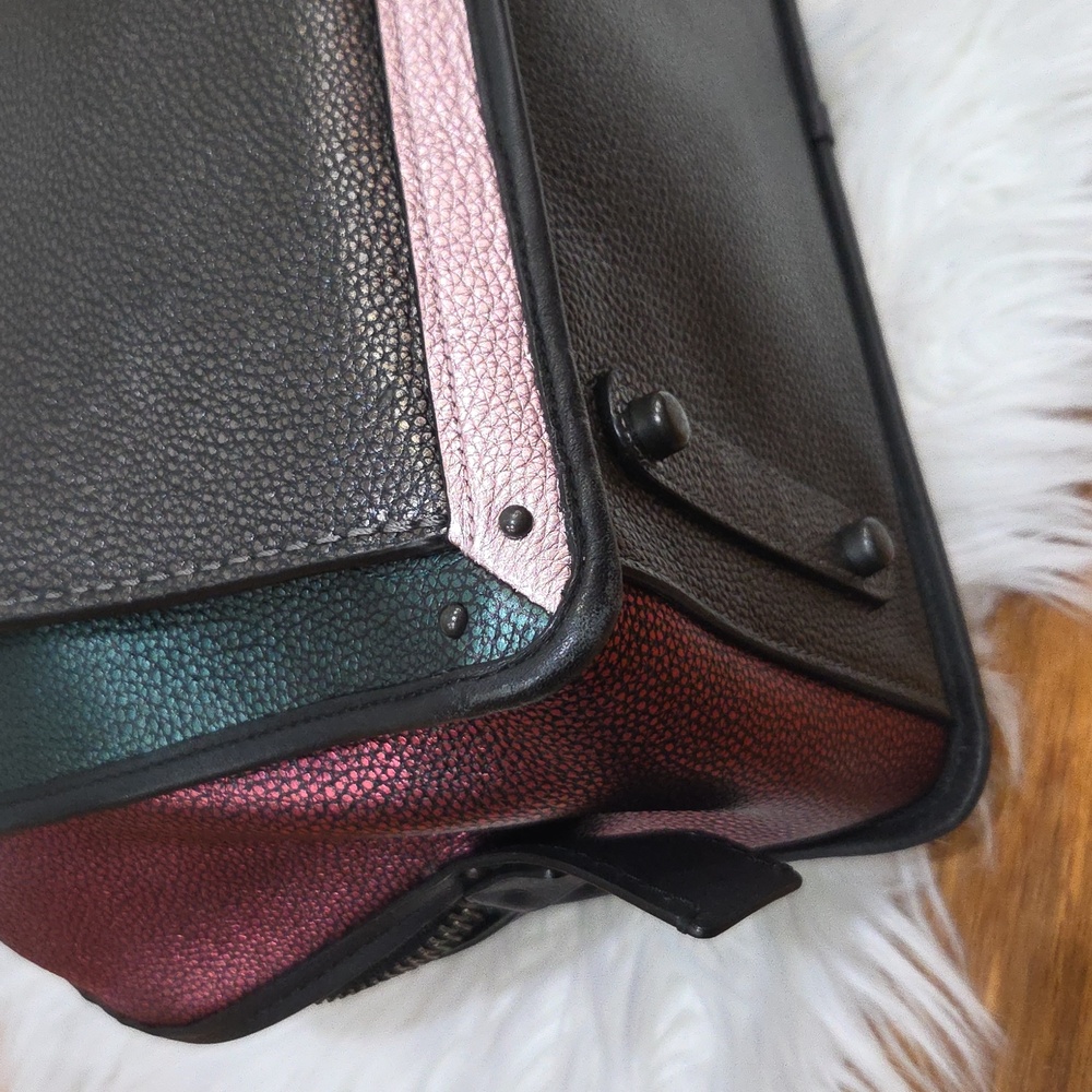 💜🔹️Coach 🔹️Dreamer 36 In Metallic Colorblock Pebble Leather Tote Rare Bag - Picture 12 of 15